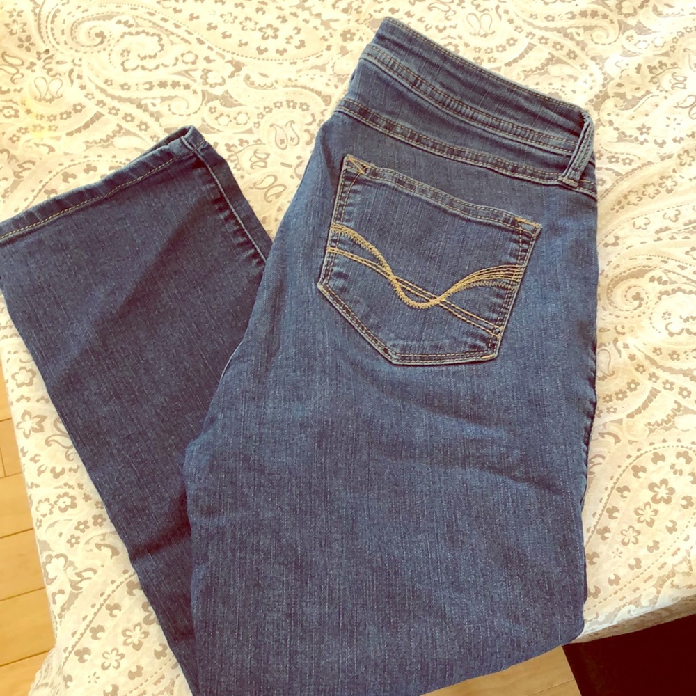 Capris never worn super cute